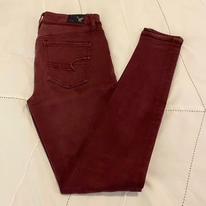 Maroon Hi-Rise Jegging